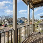 - 1699 Lischey Ave * Nashville
