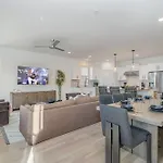 - 1699 Lischey Ave