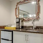 Retreat For 4 Near Dt Walk To Broadway Nashville