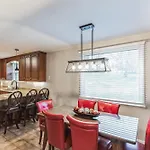 Luxurious 4Br Home Pet Friendly