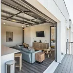 Apartment Gorgeous For 8 With Rooftop & Gym Near Dt