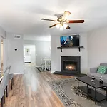 Freshly Renovated - Minutes From Downtown & Bna