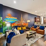 Holiday home Fabulous Nashvegas Loft Retreat Near Vandy Off West End Mins To Broadway *