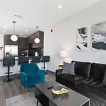 Muse Apartment *