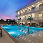 Illume 203 Apartment *