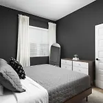 Condo With Free Parking, 3 Mi Downtown & Stadium, By Coffee