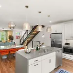 Holiday home Play At 8th & Argyle Elite Vacation Spot Nashville