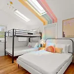 Holiday home The Dolly House On Music Row - 7br - Sleeps 22 *