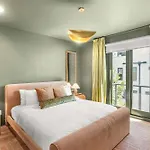 Holiday home Luxe At 8th And Argyle Elite Vacation Spot *