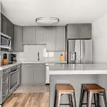 Best Location Walk To Midtown Bars And Restaurants