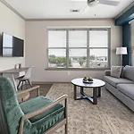 Landing Stunning 1bd Pool Clubhouse * Nashville