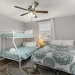 3 Units - Sleeps 24 - Mins To Downtown And Airport Nashville