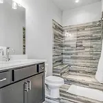 Holiday home 2 Townhomes - Sleeps 24-rooftop Patios Nashville