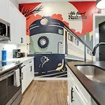 Group Getaway - 2 Homes Rooftops 28 * Nashville