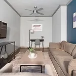 Apartment Landing Stunning 1bd Pool Clubhouse