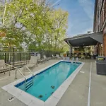 Luxe Loft With Speakeasy Parking And 2 Mi To Broadway