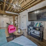 Luxe Loft With Speakeasy Parking And 2 Mi To Broadway Apartment Nashville