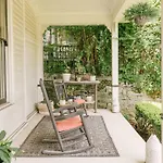 Historic Gem: 4 Bedroom With Pool, Walk To Hotspots * Nashville