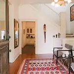 Historic Gem: 4 Bedroom With Pool, Walk To Hotspots Holiday home Nashville