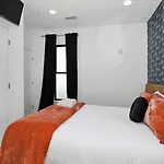 Downtown Modern Condo 1 Mi To Broadway, Park Free