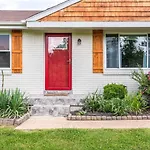Oasis Of Nashville, With A Pool And Hot Tub !