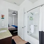 Fabulous Nashvegas Loft Retreat Near Vandy Off West End Mins To Broadway *