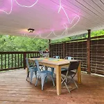 Holiday home Gem Grill Mini Pickleball Sleeps 12 Nashville
