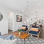 Holiday home Two Adjacent Homes By 12 South And Belmont That Sleeps 24 Nashville
