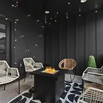 Two Adjacent Homes By 12 South And Belmont That Sleeps 24 Holiday home *