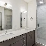 Trendy 3 Bdr For 8 Heart Of Nash Near 5 Points * Nashville