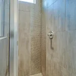 Modern Duplex - 1 Mile From Robust Nightlife Holiday home *