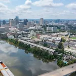 Riverfront Minutes From Broadway Holiday home Nashville
