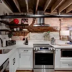 Holiday home Historic Near Downtown *