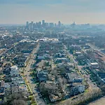 Cozy Getaway - Close To Dt Nash & Germantown Holiday home Nashville
