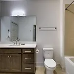 Quiet - Prime Locale Within Mins To Dt