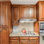 Luxurious 4Br Home Pet Friendly