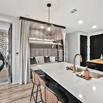 Apartment Penthouse View Flat Modern Design With Balcony Nashville