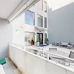 Illume 108 Apartment *