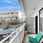 Apartment Illume 108 *