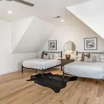 - 1699 Lischey Ave *