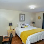 Delightful Duplex - Steps Away From Tsu