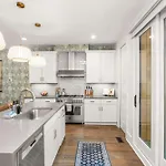 Charm Near Broadway In Walkable 8th Ave S Holiday home *