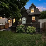 Dolly Johnny Willie Inspired Home 5 Min From