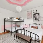 Apartment Dolly's Music Row Oasis - Walkable Location *