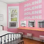 Apartment Dolly's Music Row Oasis - Walkable Location *