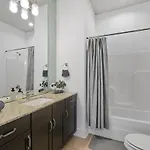 Stylish Midtown Near Vanderbilt & Parthenon Apartment Nashville