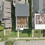 Nash Urban Oasis With Rooftop And Modern Amenities