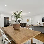 Nash Urban Oasis With Rooftop And Modern Amenities