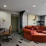 Super 8 By Wyndham Hermitage Motel