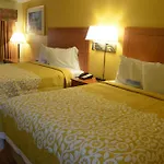 Days By Wyndham Airport East Hotel